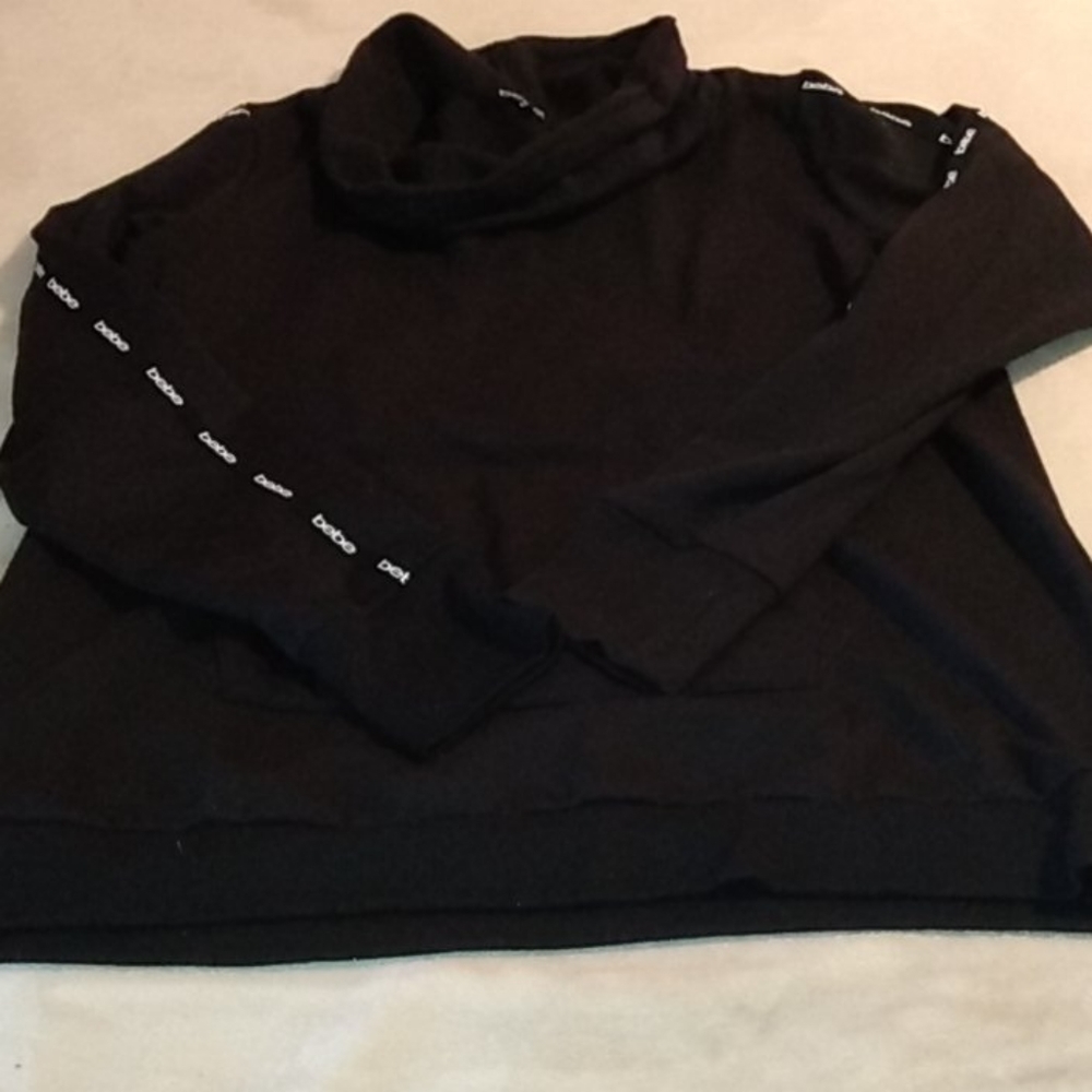 Bebe pullover sweatshirt